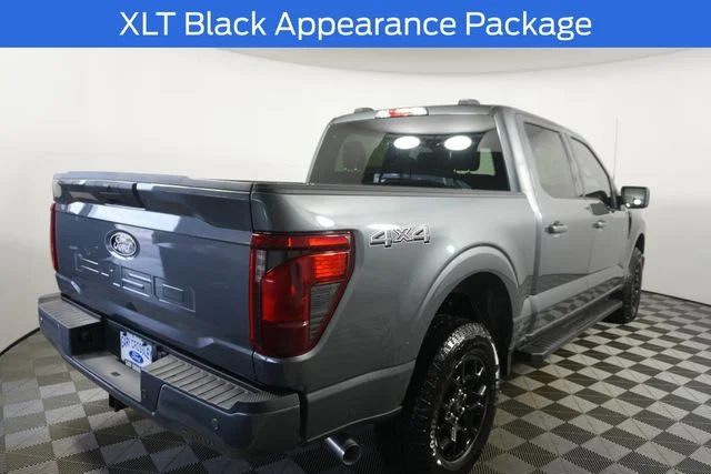 New 2026 Carbonized Gray Metallic Ford XLT image 3
