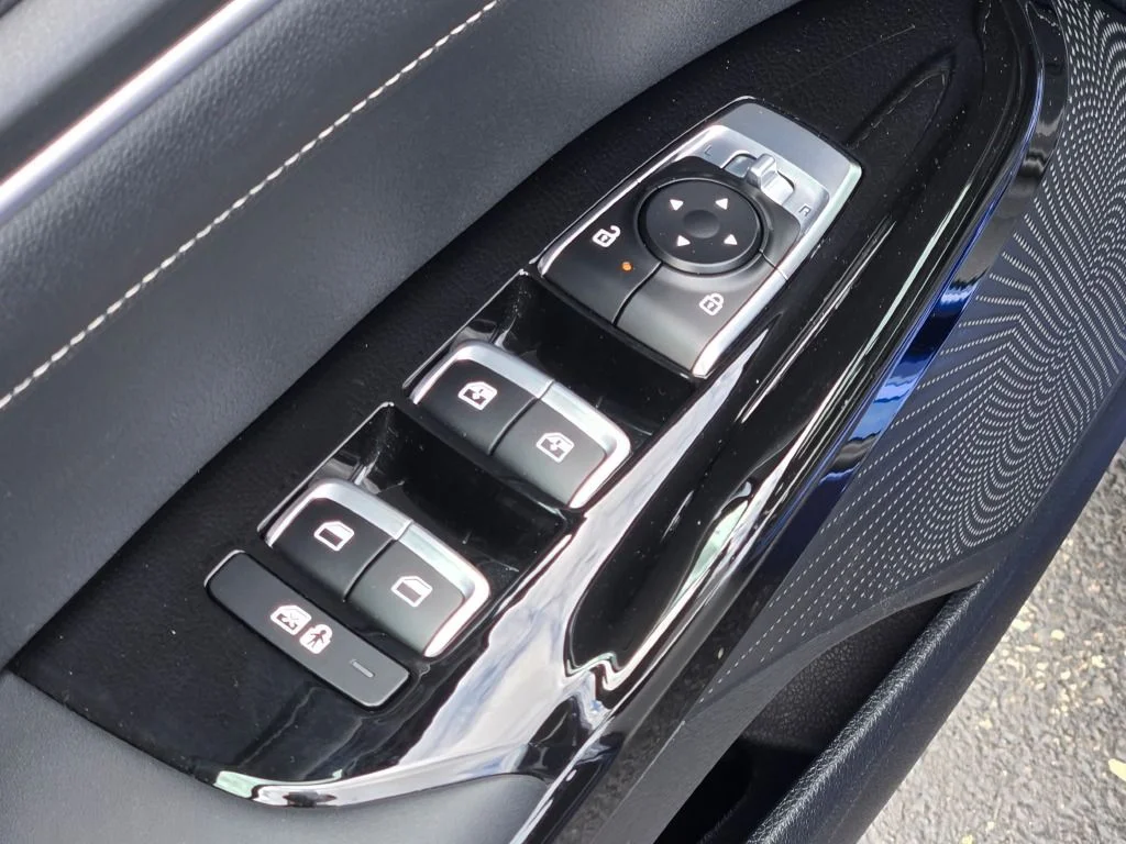 Used 2025 Blue Kia GT-Line image 20