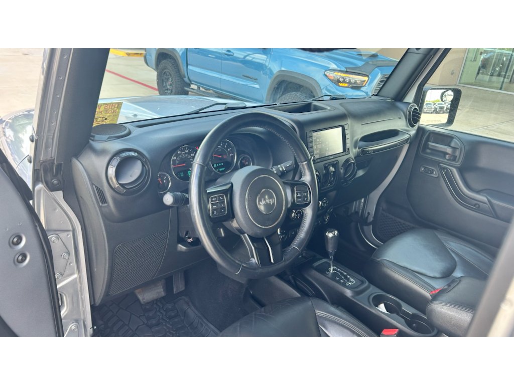 Used 2017 Silver Jeep Unlimited Sahara image 16