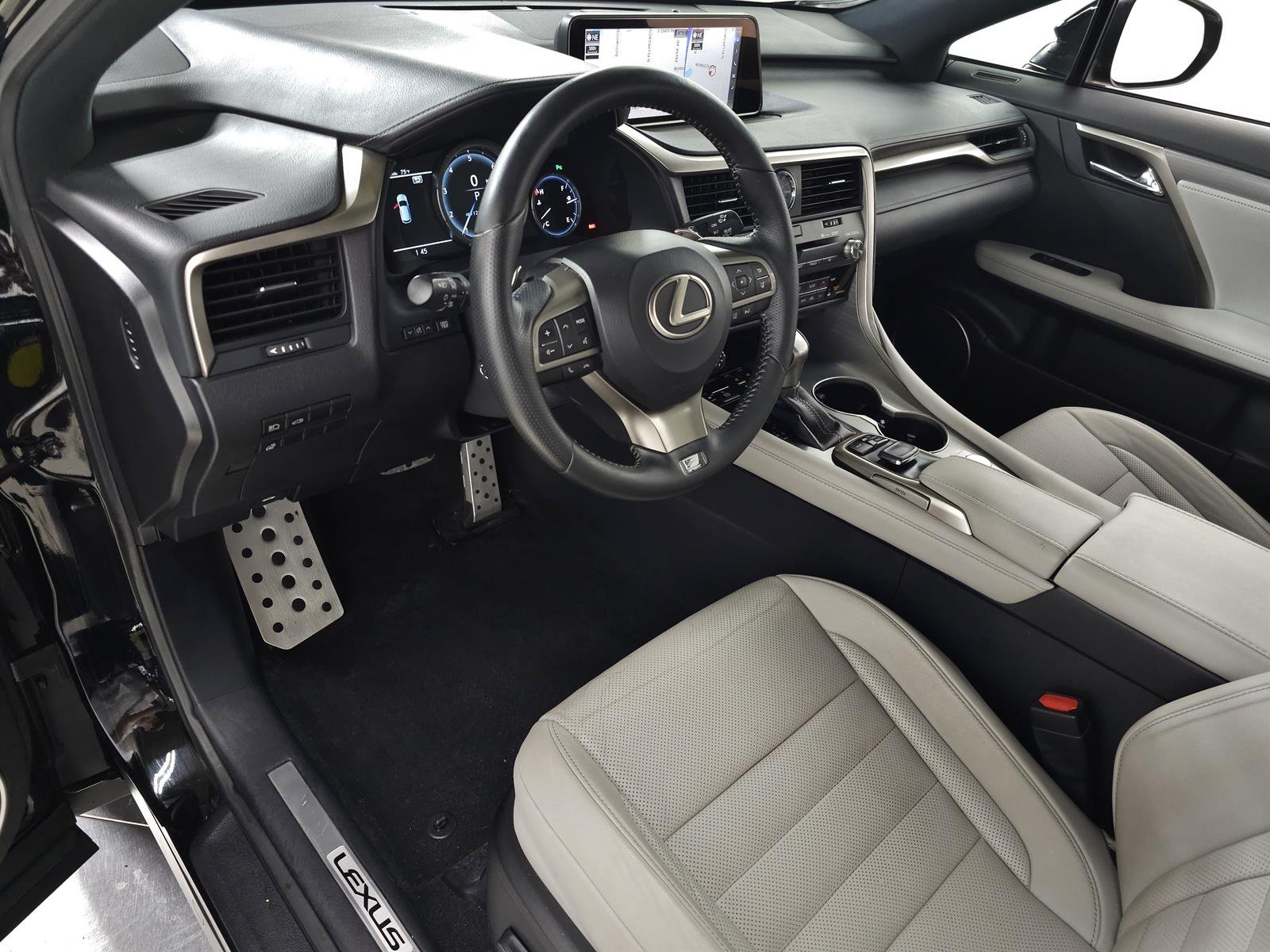 Used 2016 Black Lexus F SPORT image 15