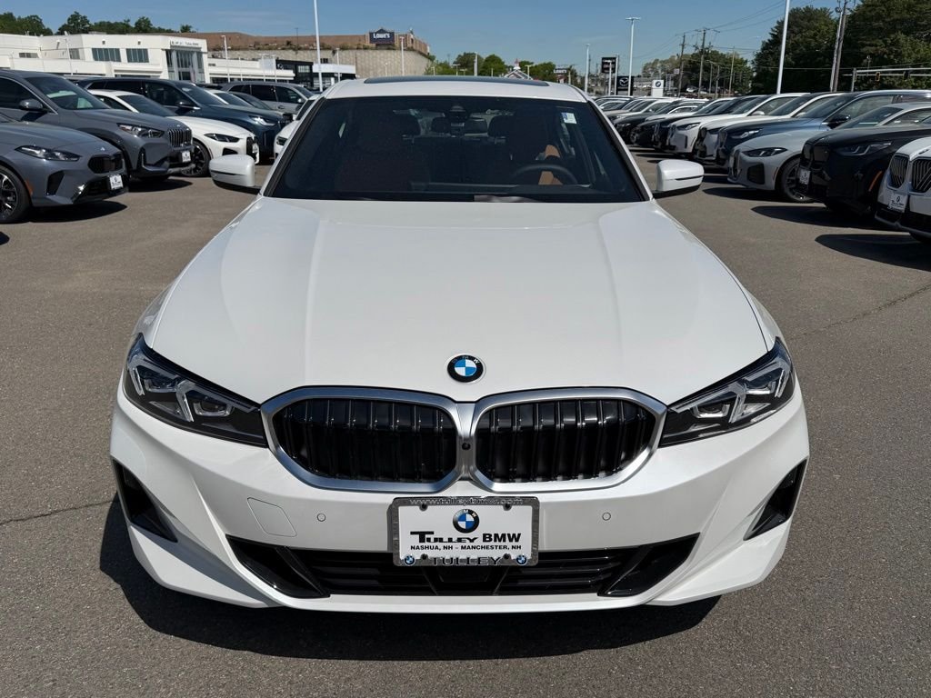 New 2026 Mineral White Metallic BMW 330i xDrive image 2