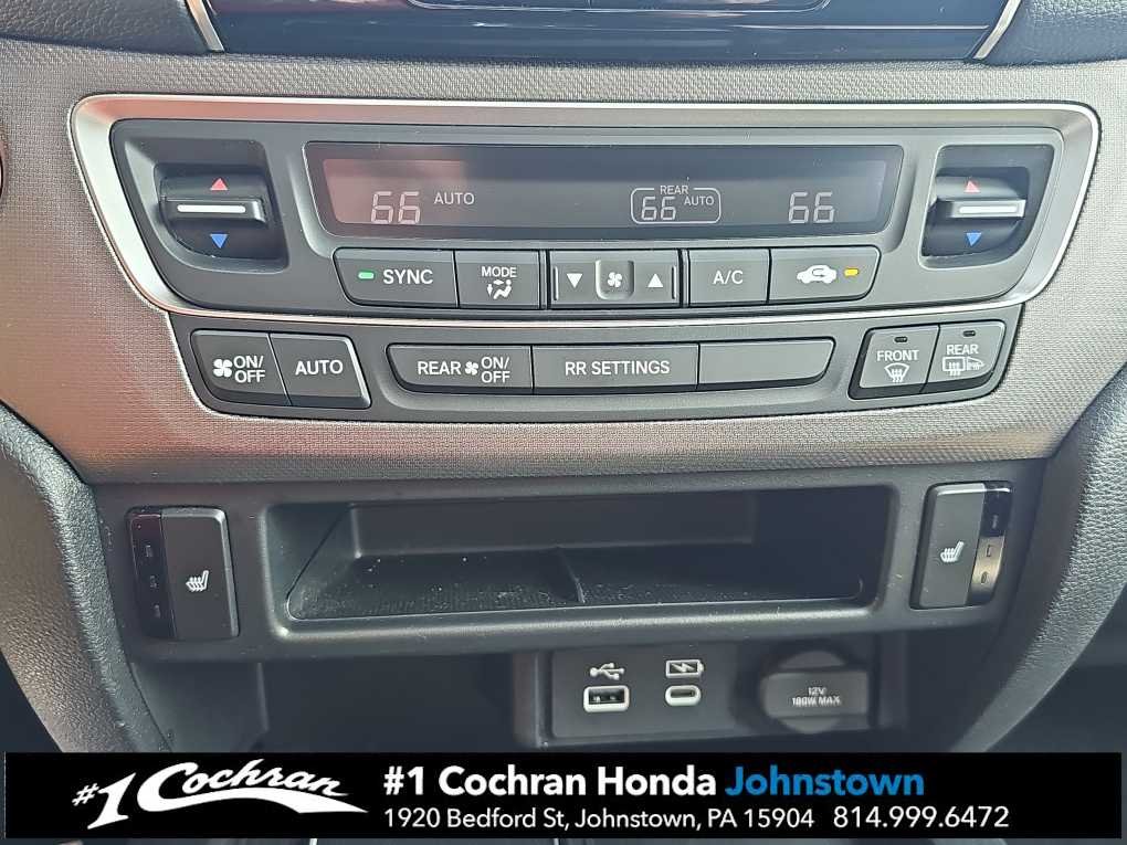 Used 2025 Modern Steel Metallic Honda RTL image 32