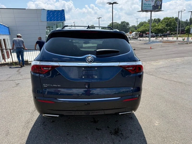 Used 2023 Blue Buick Essence image 6
