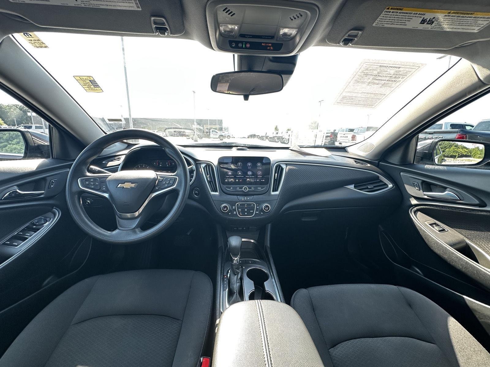 Used 2025 Night Shade Metallic Chevrolet LT image 5