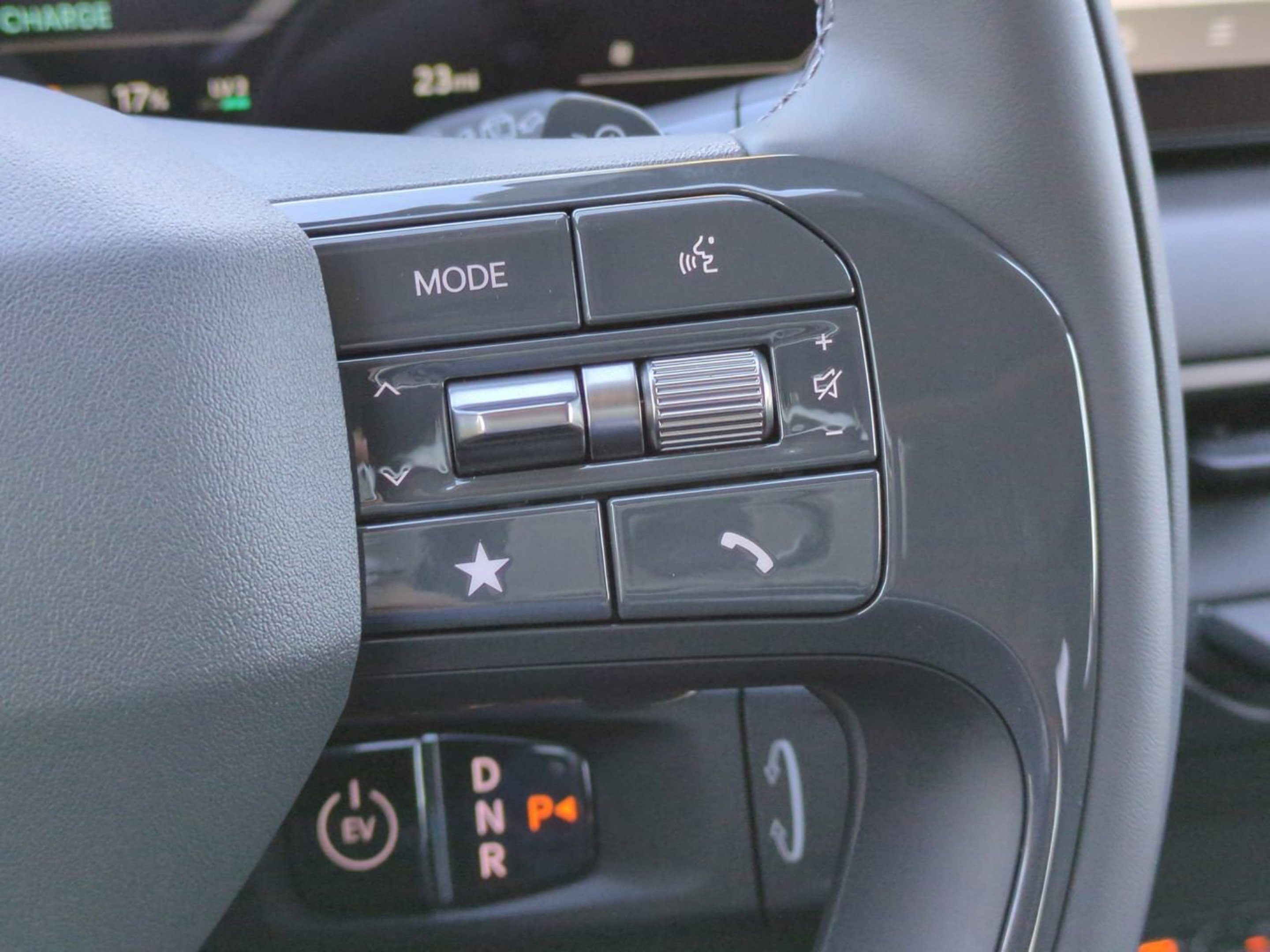 New 2026 Ocean Blue Kia Wind AWD image 31