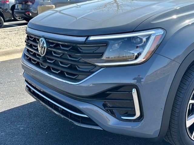 New 2026 Pure Gray Volkswagen 2.0T SEL Premium R-Line image 9