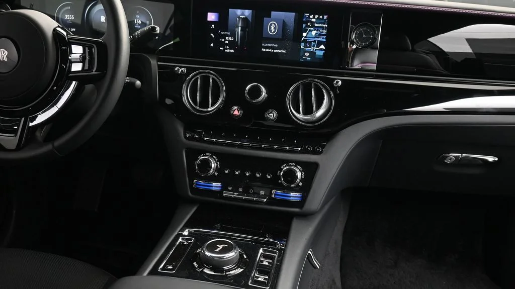 Used 2025 Black Rolls-Royce  image 18