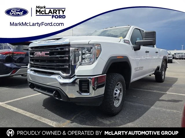 Used 2021 White GMC Base image 1
