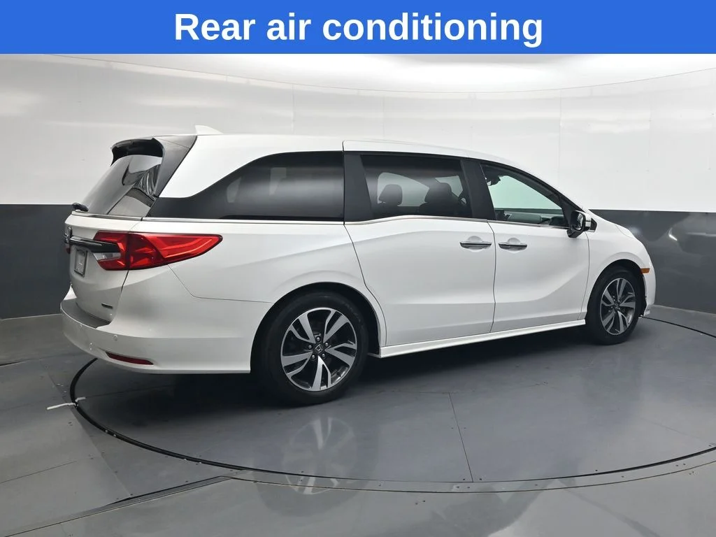 Used 2023  Honda Touring image 4