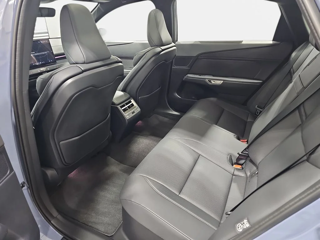 New 2026 Wavelength Lexus PREMIUM AWD image 11