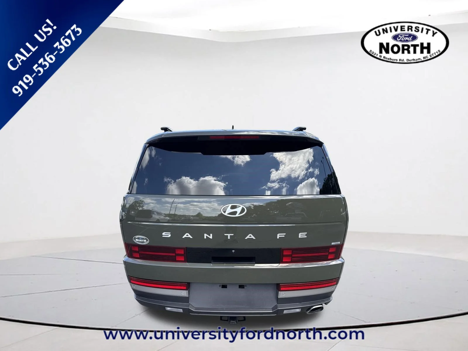 Used 2025 Rockwood Green Hyundai Limited image 7
