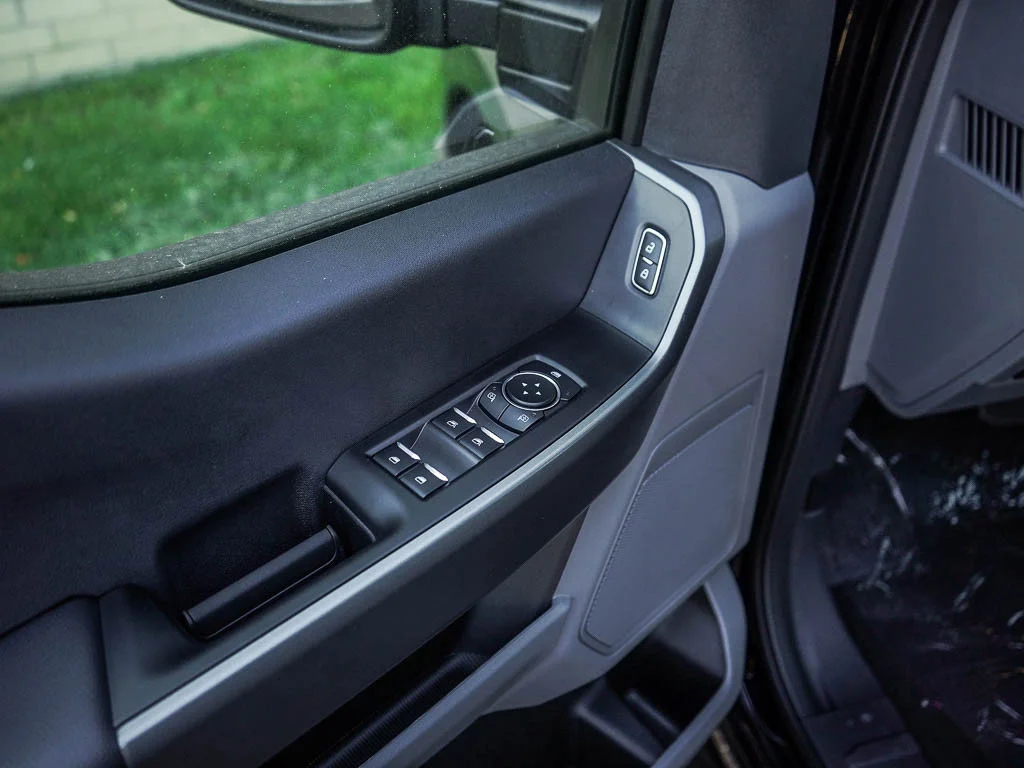New 2026 Agate Black Metallic Ford F-350® XL image 16
