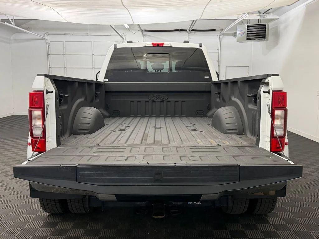Used 2022 Oxford White Ford LARIAT image 21