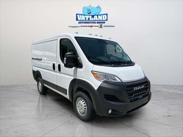 New 2026 Bright White Clear-Coat Exterior Paint RAM Tradesman image 11