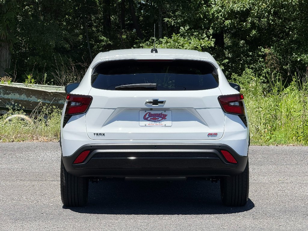 2026 Chevrolet Trax RS - Photo 6