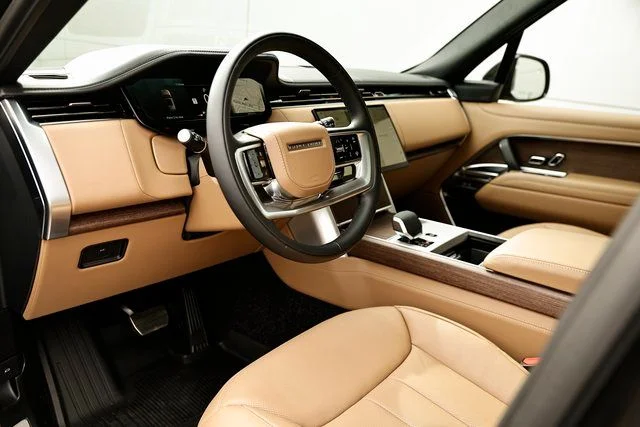 New 2026 Gray Land Rover SE image 25