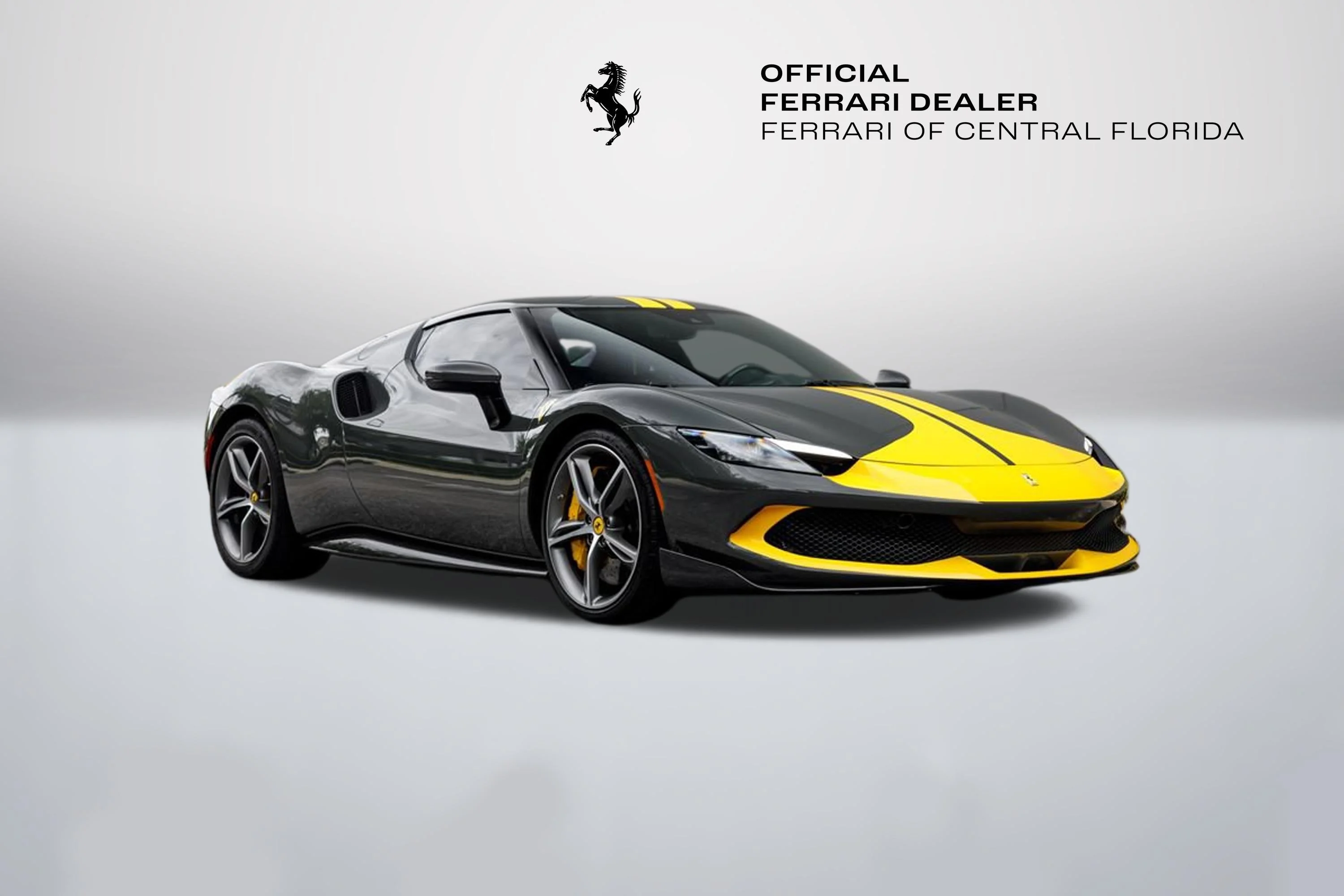 Used 2022 Grigio Scuro Ferrari  image 34
