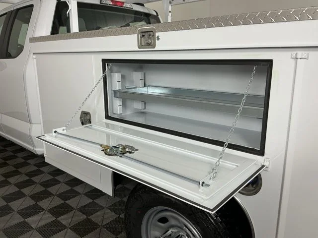 New 2026 Oxford White Ford XL image 9