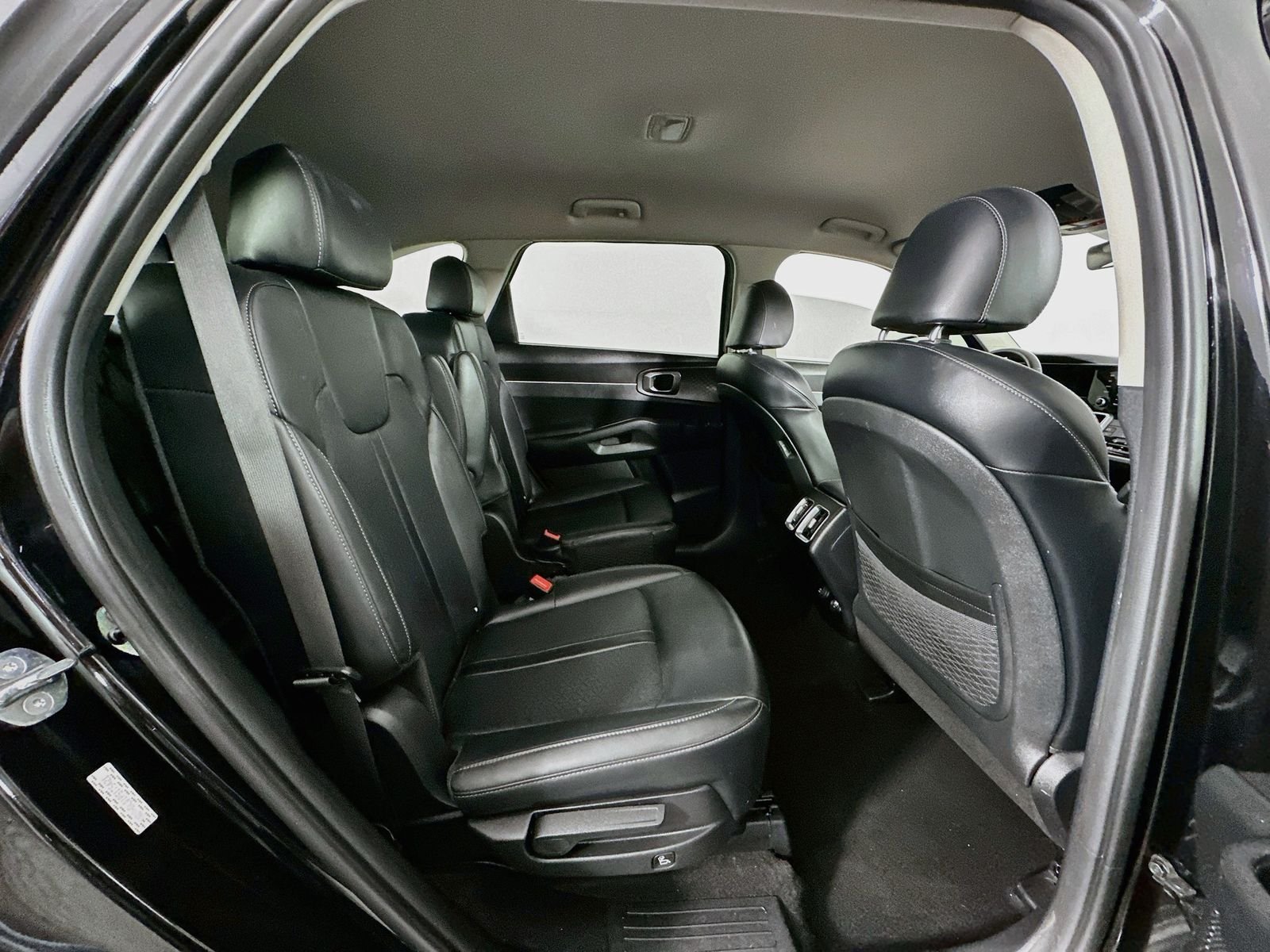 Used 2023 Aurora Black Kia EX image 28