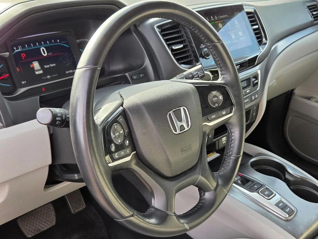 Used 2022 Silver Honda Special Edition image 27