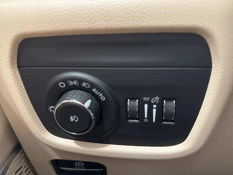 Used 2026 Black Jeep Limited image 26