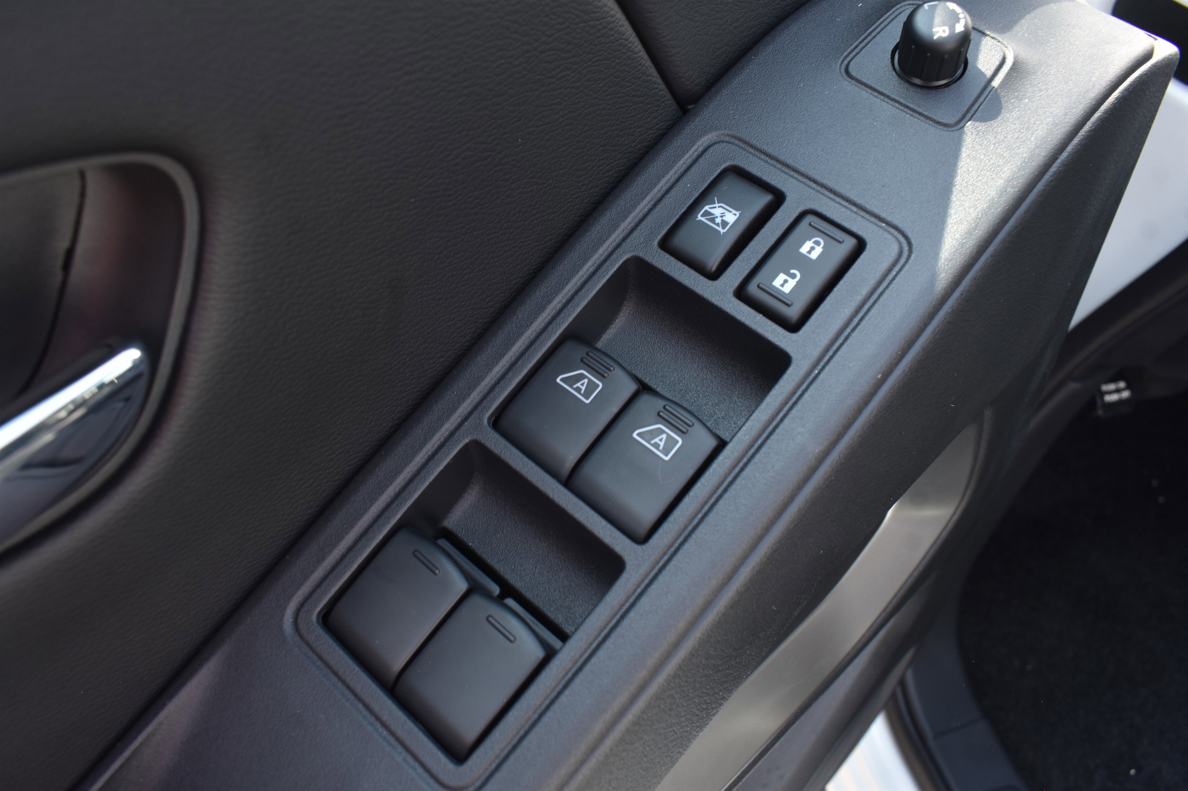 2026 Nissan Frontier SV - Photo 12