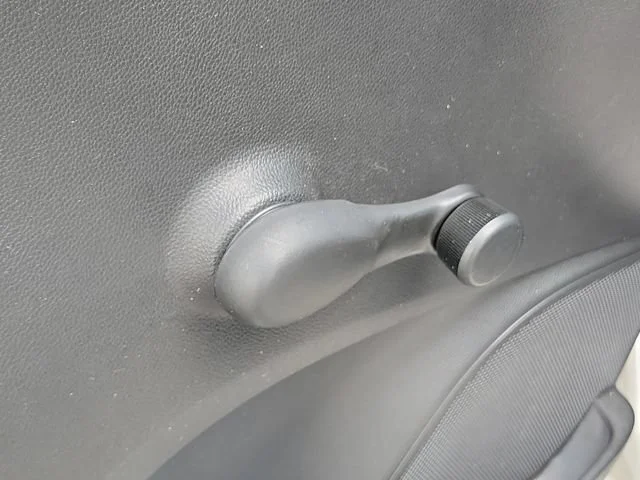 2018 Chevrolet Spark LS - Photo 27