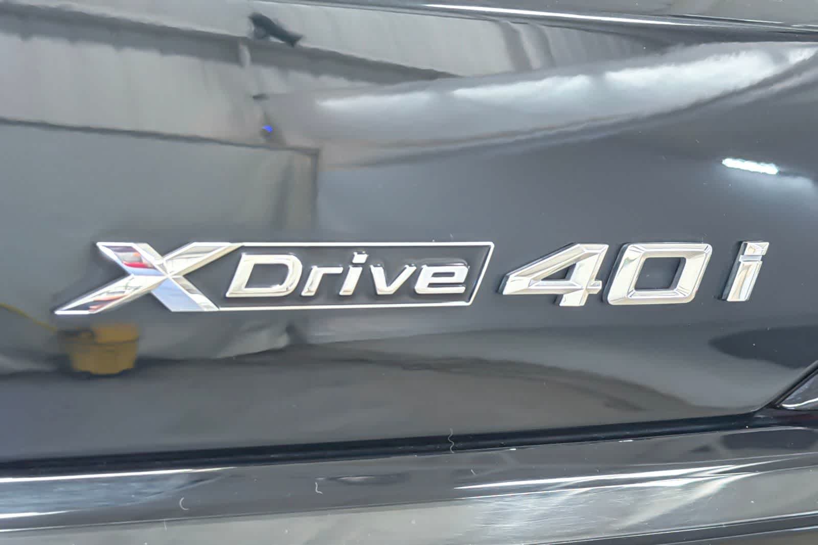Used 2024 Black Sapphire Metallic BMW xDrive40i image 28