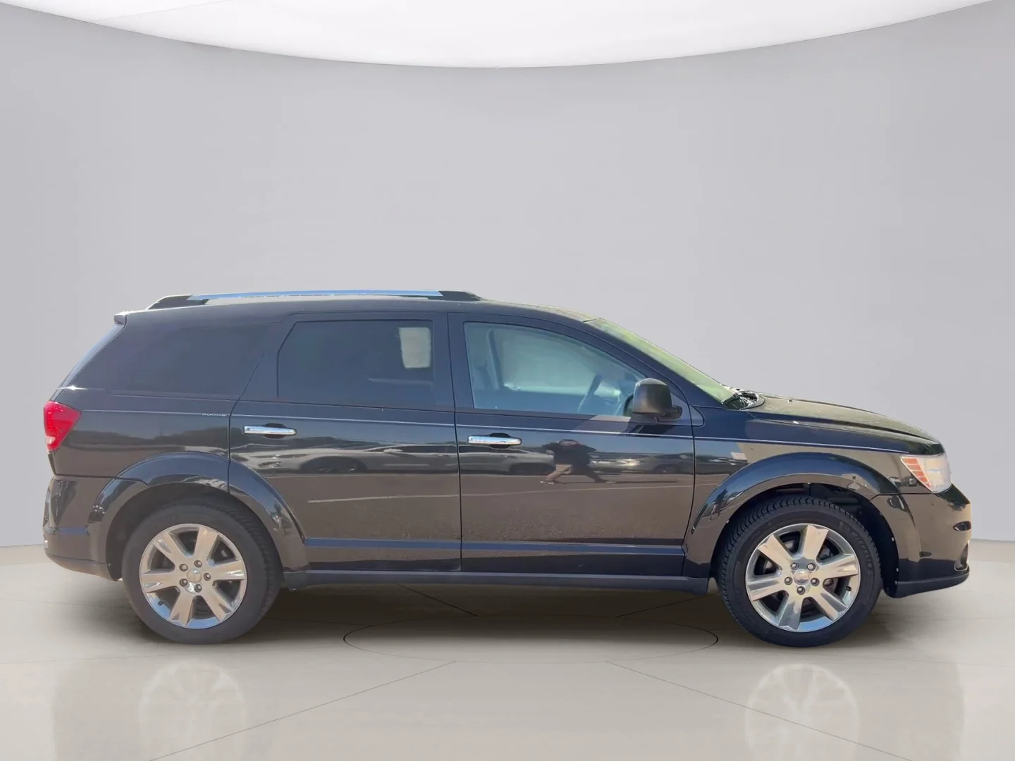 Used 2013 Black Dodge CREW image 6