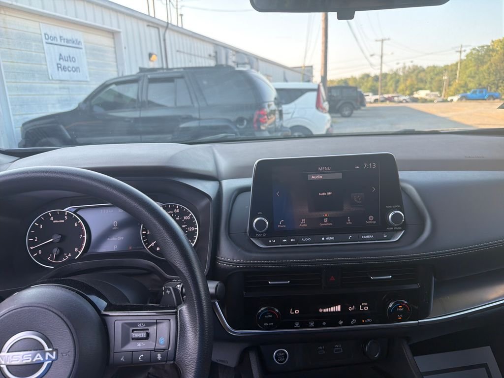 Used 2023 Blue Nissan SV image 21