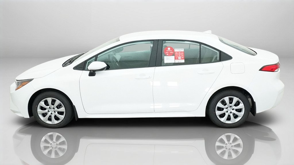 New 2027 Ice Cap Toyota LE image 32