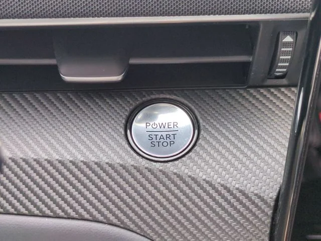 Used 2024 White Ford Select image 26