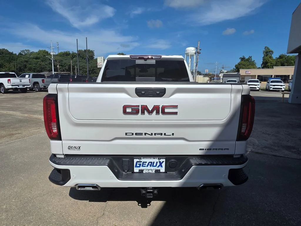 Used 2024 White GMC Denali image 6