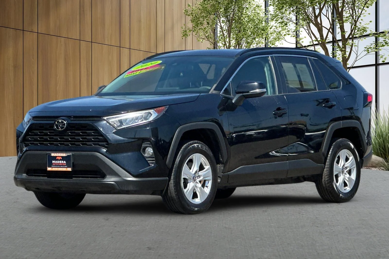 Used 2021 Black Toyota XLE image 8