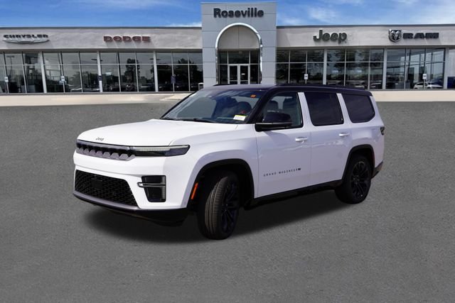New 2026 Bright White Clear-Coat Exterior Paint Jeep Summit Reserve image 7