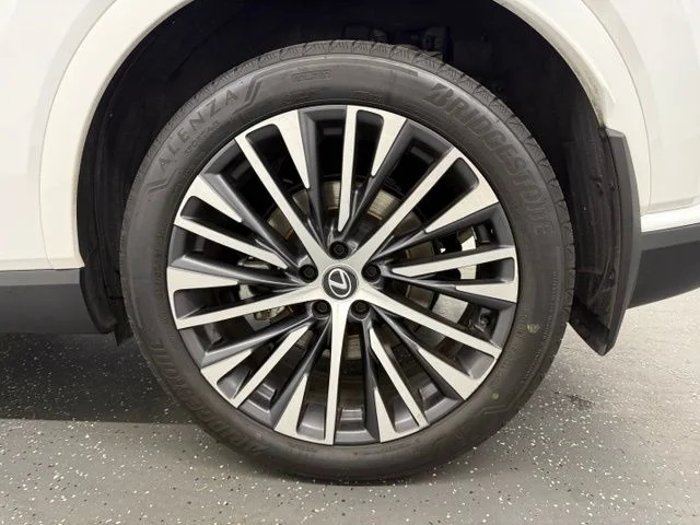 Used 2023 White Lexus 350 Premium Plus image 20