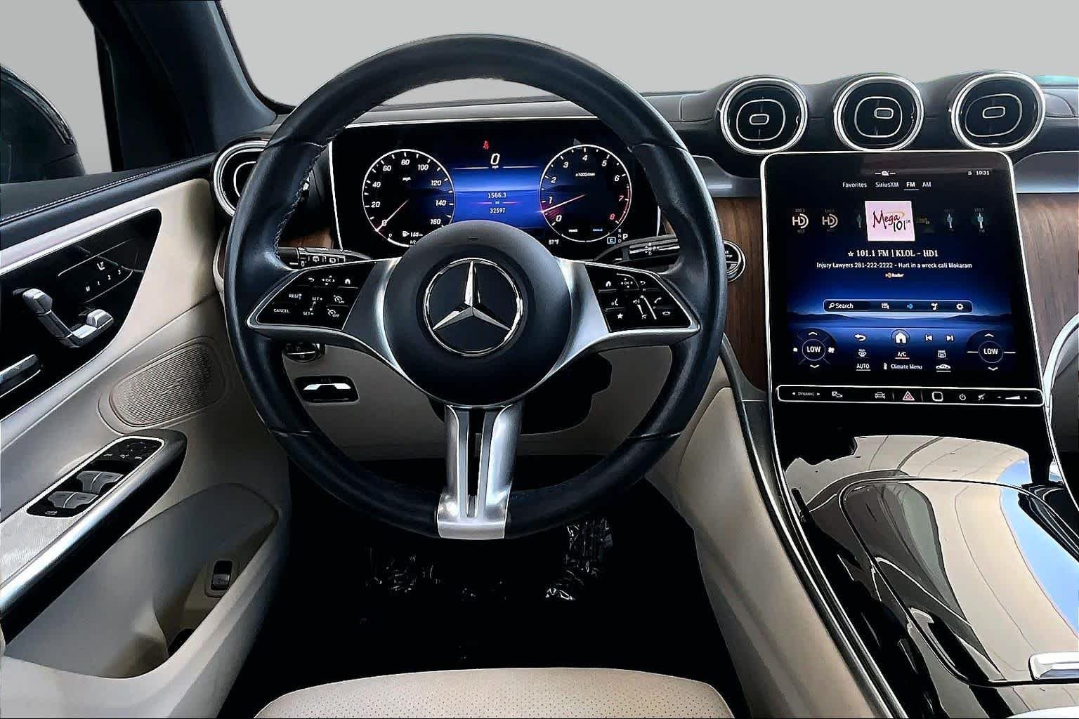 Used 2024 Black Mercedes-Benz GLC 300 image 6