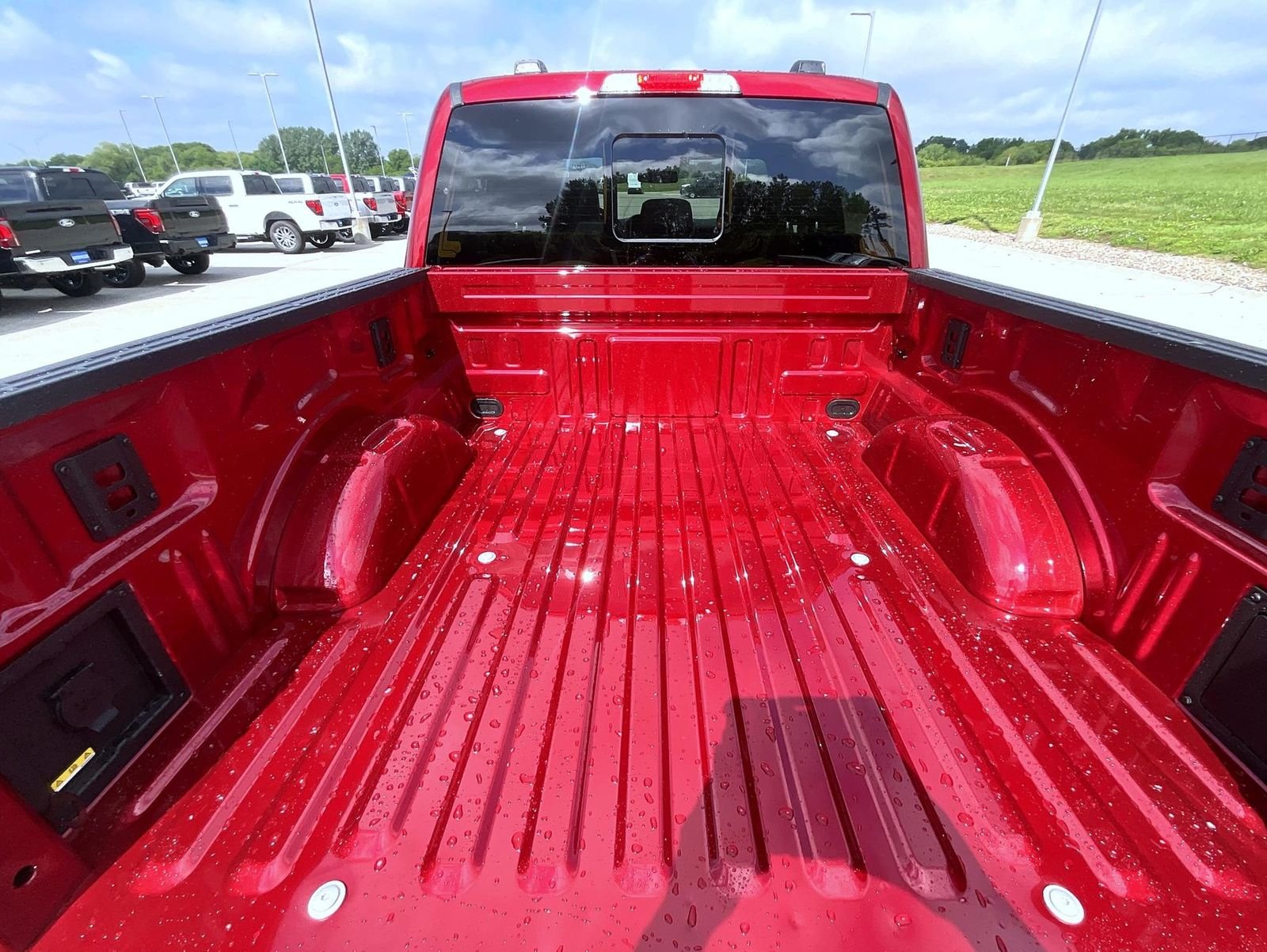New 2026 Ruby Red Metallic Tinted Clearcoat Ford XLT image 16