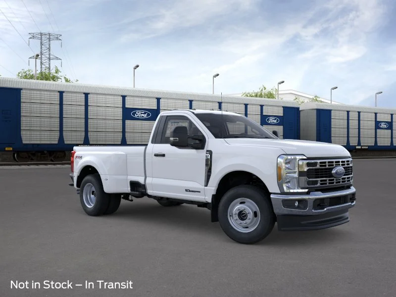 New 2026 Oxford White Ford F-350® XLT image 7