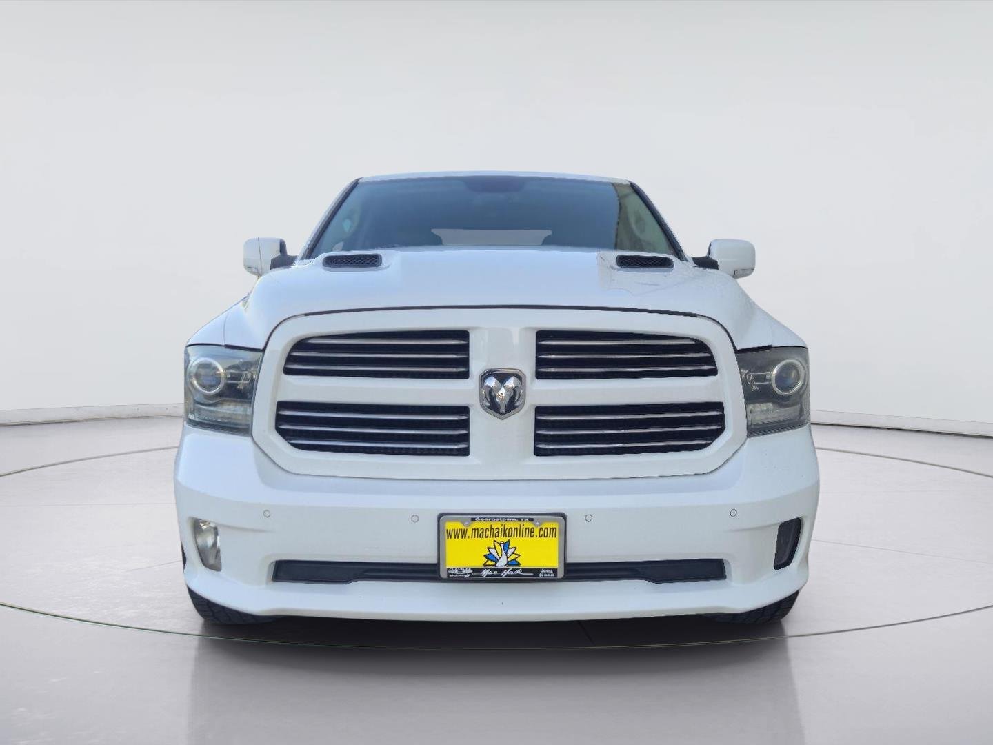 Used 2015 Bright White Clearcoat Ram Sport image 8