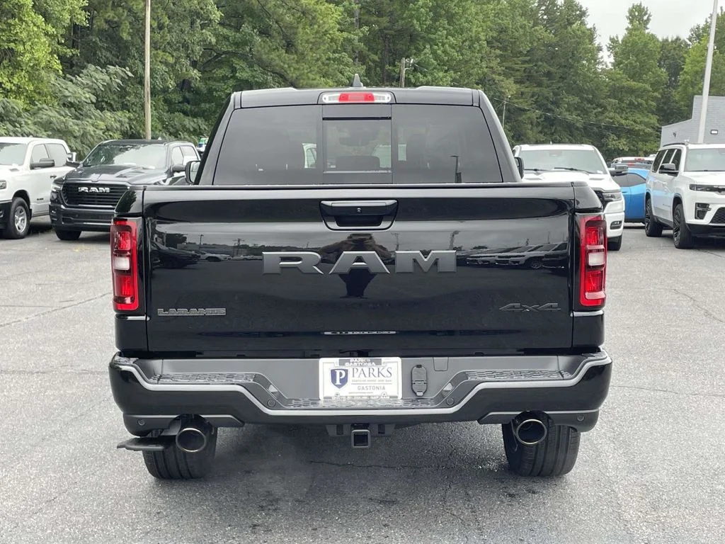 New 2026 Diamond Black Crystal Pearl-Coat Exterior Paint RAM Laramie image 7