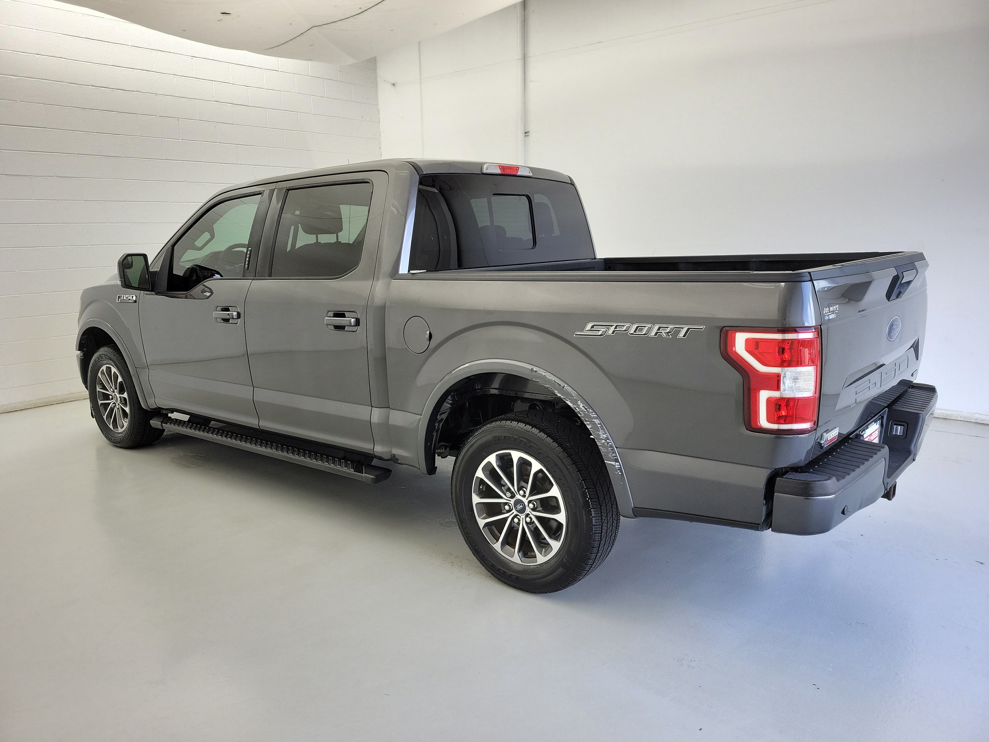 Used 2018 Magnetic Ford XLT image 7