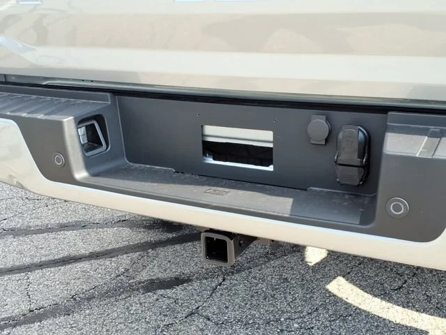 New 2026 Iconic Silver Metallic Ford XLT image 26
