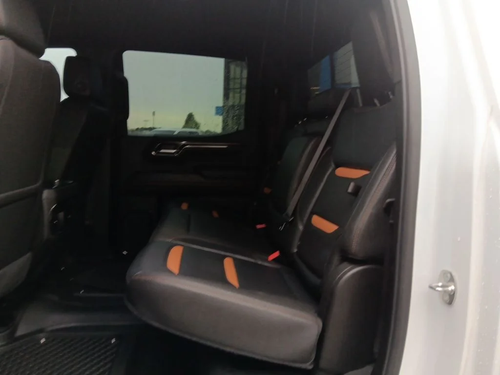 Used 2024 Summit White GMC AT4 image 31