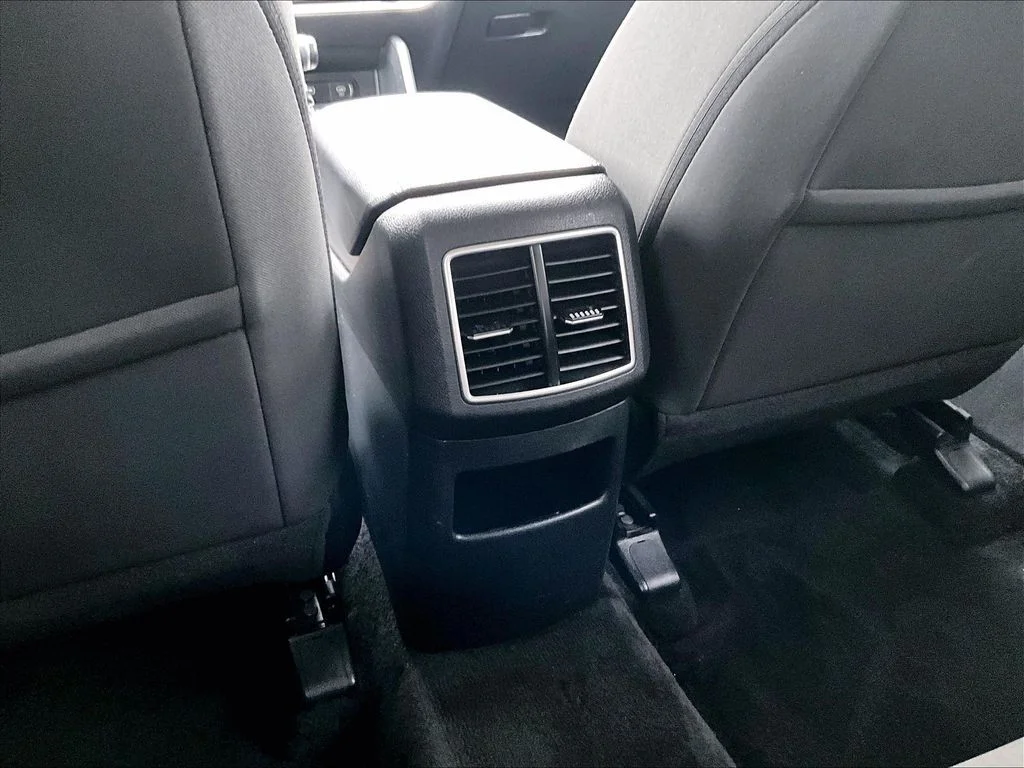 Used 2024 White Kia LX image 34