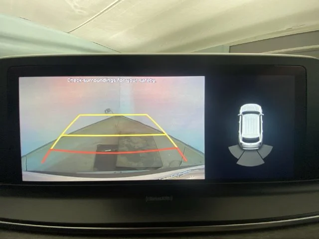 Used 2021 White Kia EX image 17