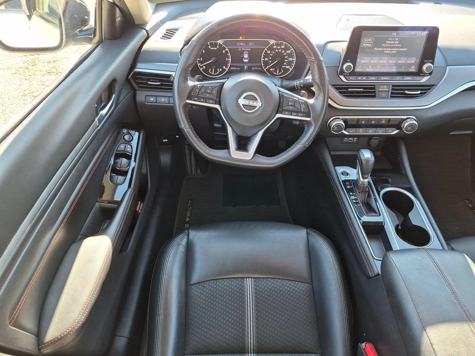 Used 2023 Pearl White Tricoat Nissan 2.5 SR image 30