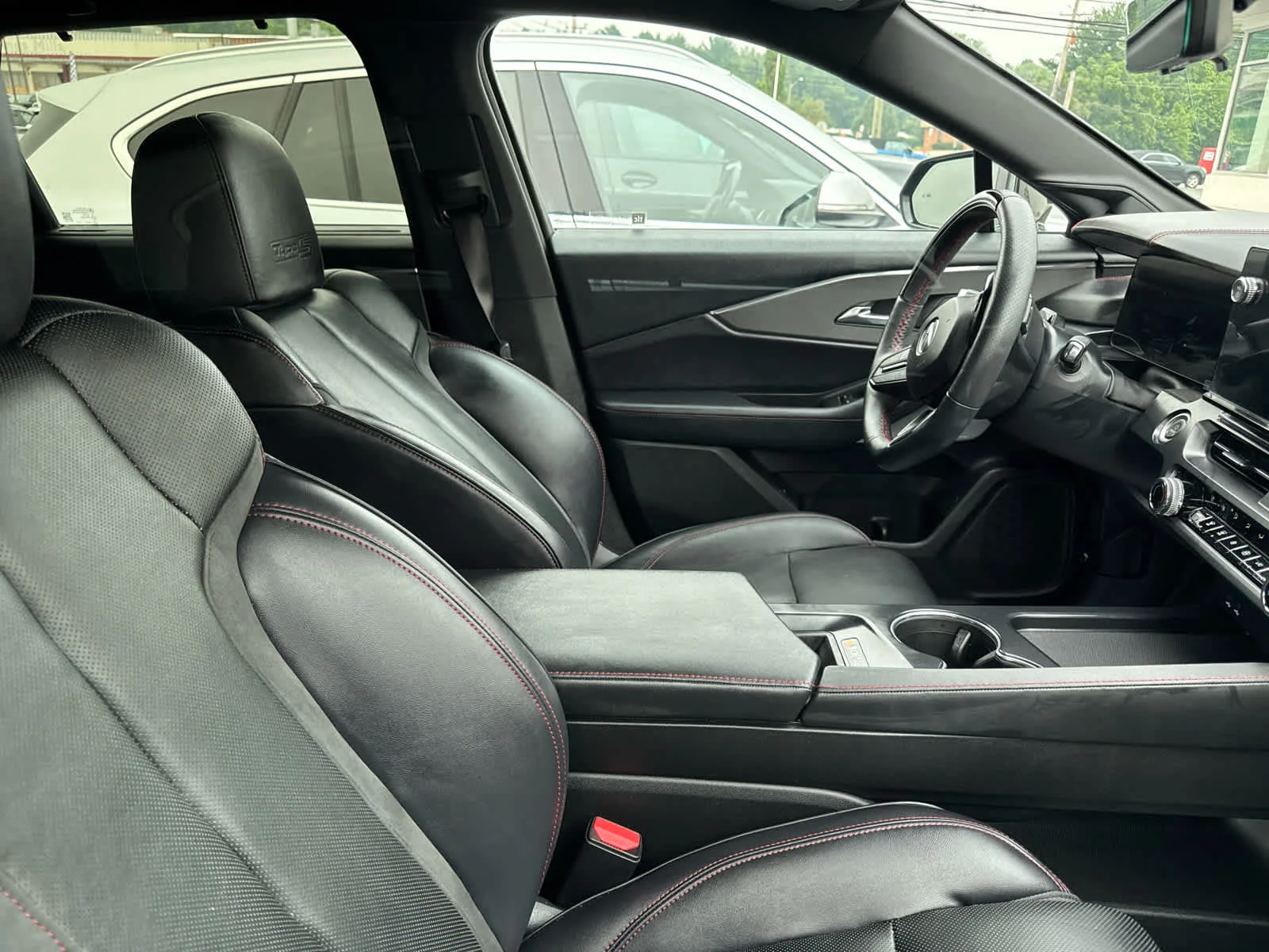Used 2024 Snowfall Pearl Acura Type S image 8