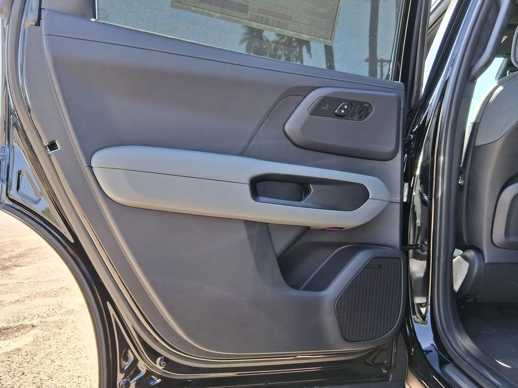 New 2027 Black Kia X-Line SX Prestige image 21
