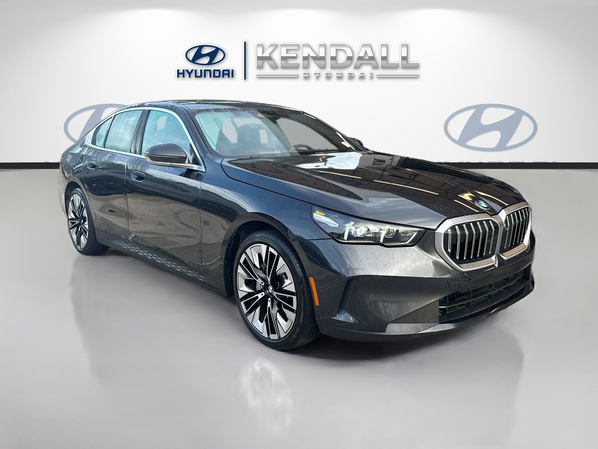 2024 BMW 5 Series 530i - Photo 1
